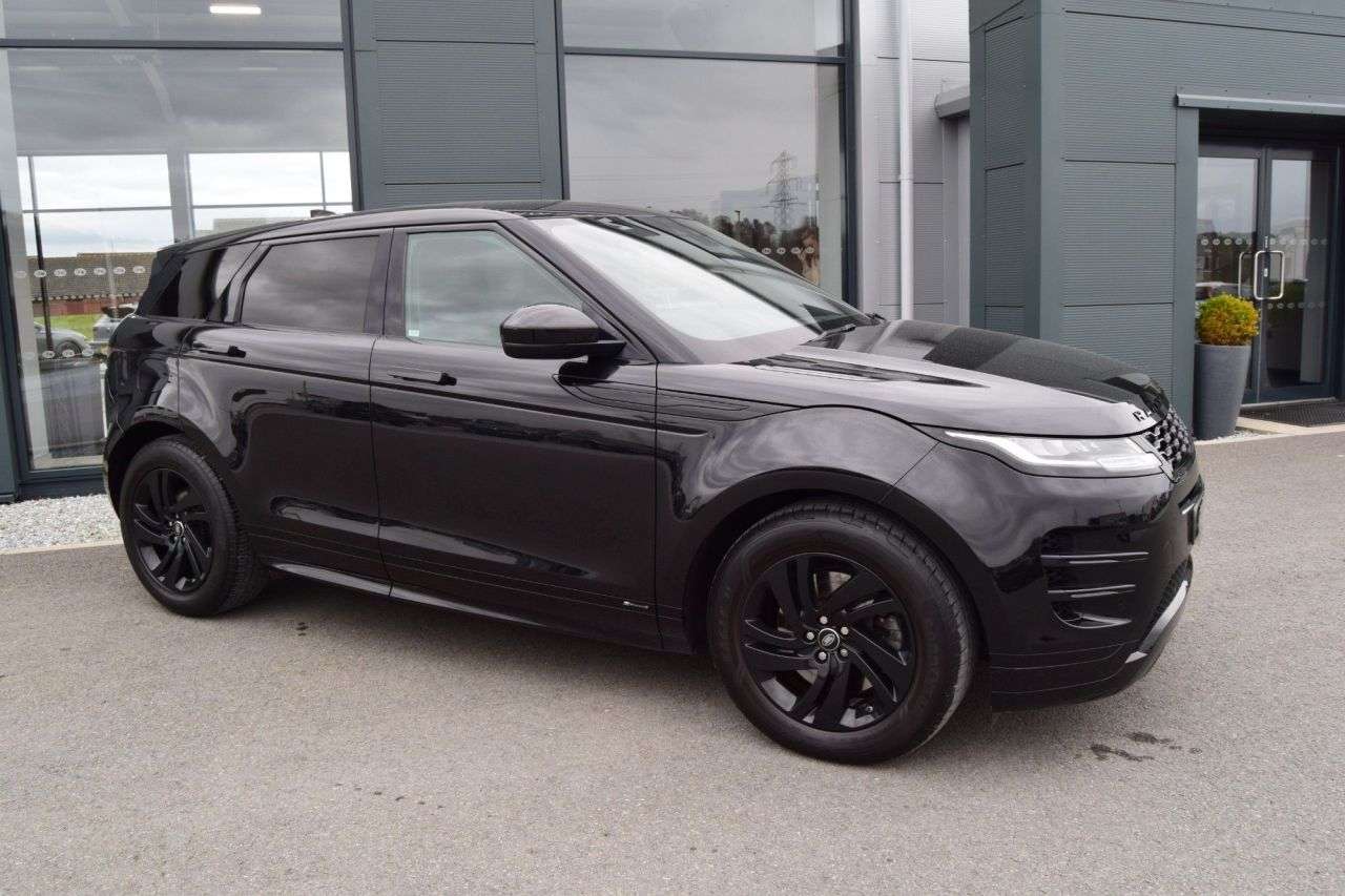 A 2019 LAND ROVER RANGE ROVER EVOQUE 2.0 D150 R-Dynamic S SUV 5dr Diesel Auto 4WD Euro 6 (s/s) (150 ps) A 2019 LAND ROVER RANGE ROVER EVOQUE 2.0 D150 R-Dynamic S SUV 5dr Diesel Auto 4WD Euro 6 (s/s) (150 ps)