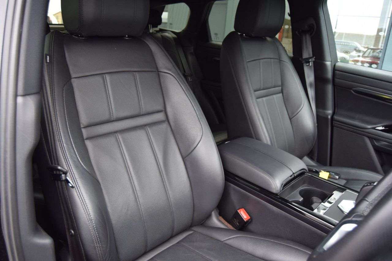 2019 LAND ROVER RANGE ROVER EVOQUE 2019 LAND ROVER RANGE ROVER EVOQUE