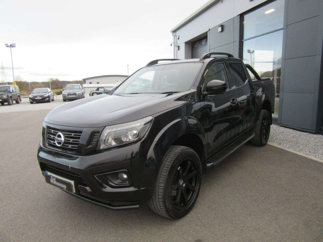 A 2021 NISSAN NAVARA 2.3 dCi N-Guard Pickup Double Cab 4dr Diesel Auto 4WD Euro 6 (190 ps) A 2021 NISSAN NAVARA 2.3 dCi N-Guard Pickup Double Cab 4dr Diesel Auto 4WD Euro 6 (190 ps)
