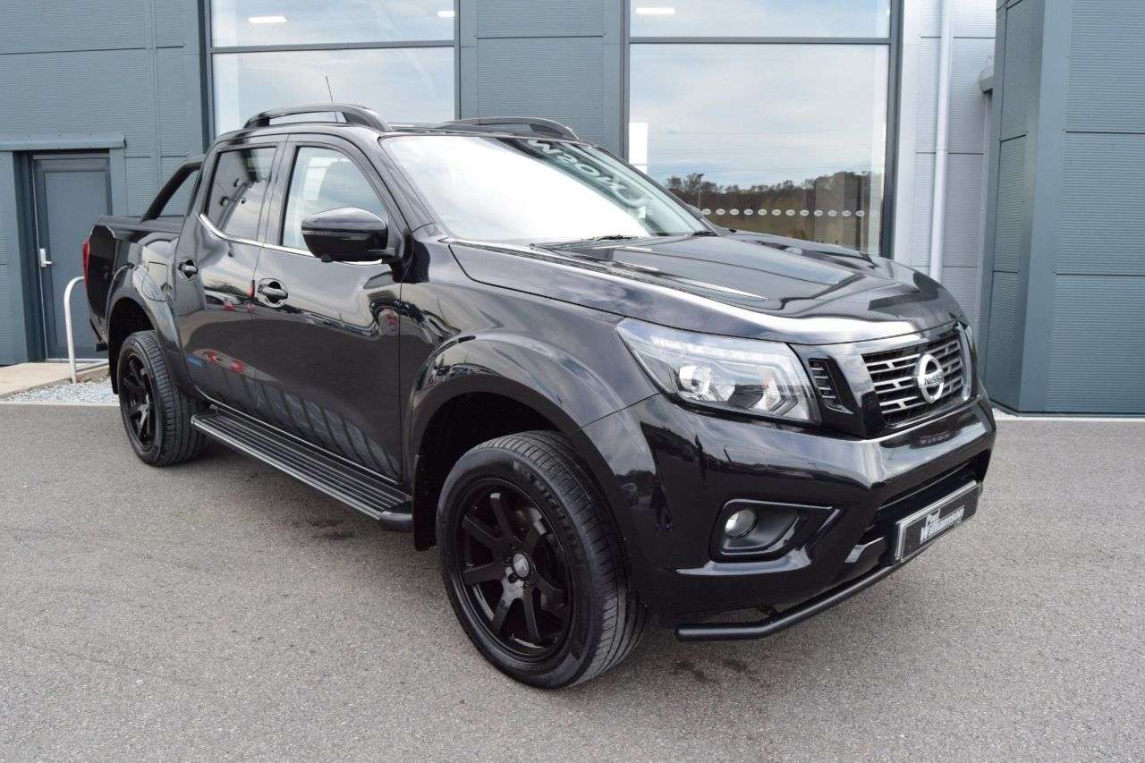A 2021 NISSAN NAVARA 2.3 dCi N-Guard Pickup Double Cab 4dr Diesel Auto 4WD Euro 6 (190 ps) A 2021 NISSAN NAVARA 2.3 dCi N-Guard Pickup Double Cab 4dr Diesel Auto 4WD Euro 6 (190 ps)
