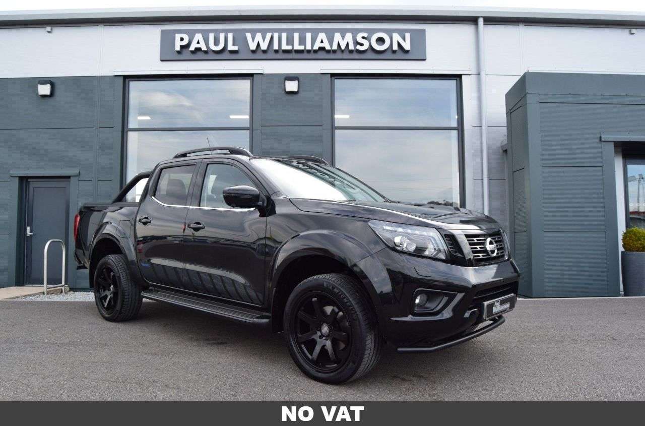 A 2021 NISSAN NAVARA 2.3 dCi N-Guard Pickup Double Cab 4dr Diesel Auto 4WD Euro 6 (190 ps) A 2021 NISSAN NAVARA 2.3 dCi N-Guard Pickup Double Cab 4dr Diesel Auto 4WD Euro 6 (190 ps)