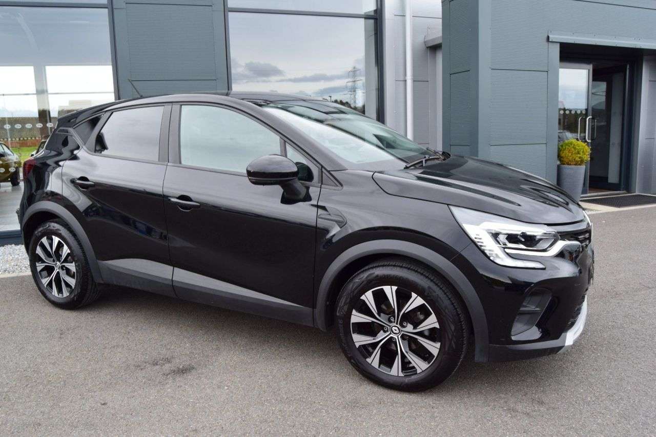 A 2023 RENAULT CAPTUR 1.0 TCe evolution SUV 5dr Petrol Manual Euro 6 (s/s) (90 ps) A 2023 RENAULT CAPTUR 1.0 TCe evolution SUV 5dr Petrol Manual Euro 6 (s/s) (90 ps)