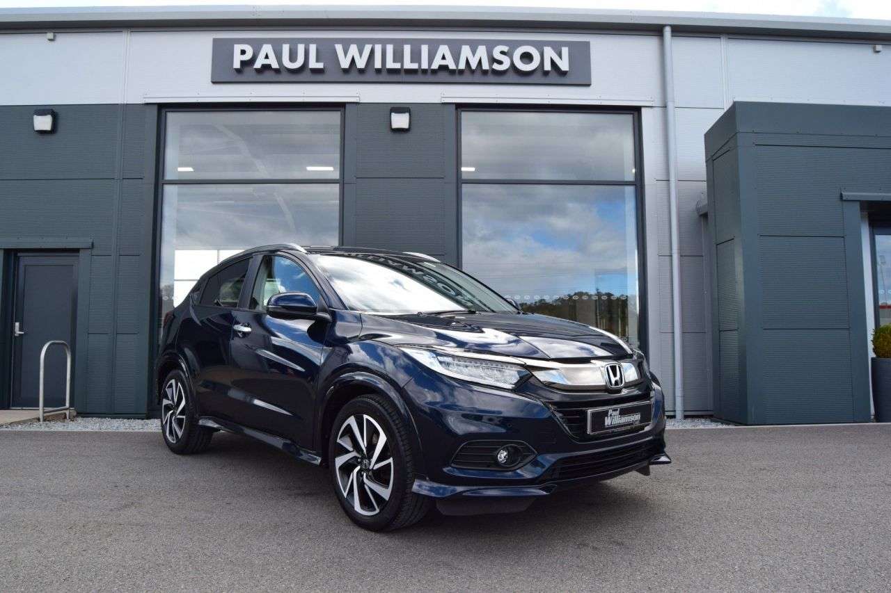 A 2020 HONDA HR-V 1.5 i-VTEC EX SUV 5dr Petrol Manual Euro 6 (s/s) (130 ps) A 2020 HONDA HR-V 1.5 i-VTEC EX SUV 5dr Petrol Manual Euro 6 (s/s) (130 ps)