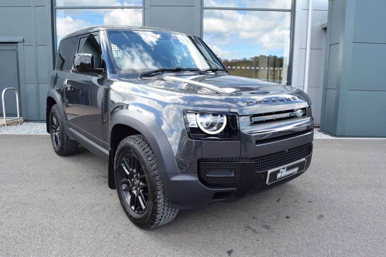A 2023 LAND ROVER DEFENDER 3.0 D250 MHEV Hard Top SUV 3dr Diesel Auto 4WD SWB Euro 6 (s/s) (250 ps) A 2023 LAND ROVER DEFENDER 3.0 D250 MHEV Hard Top SUV 3dr Diesel Auto 4WD SWB Euro 6 (s/s) (250 ps)