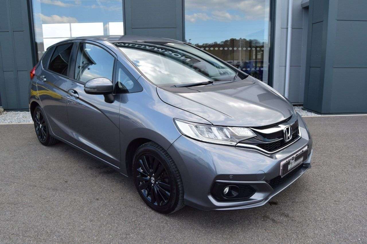 A 2019 HONDA JAZZ 1.3 i-VTEC EX Navi Hatchback 5dr Petrol CVT Euro 6 (s/s) (102 ps) A 2019 HONDA JAZZ 1.3 i-VTEC EX Navi Hatchback 5dr Petrol CVT Euro 6 (s/s) (102 ps)