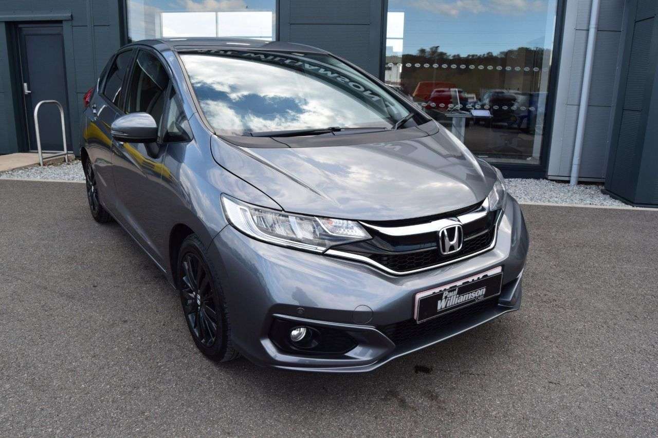 A 2019 HONDA JAZZ 1.3 i-VTEC EX Navi Hatchback 5dr Petrol CVT Euro 6 (s/s) (102 ps) A 2019 HONDA JAZZ 1.3 i-VTEC EX Navi Hatchback 5dr Petrol CVT Euro 6 (s/s) (102 ps)