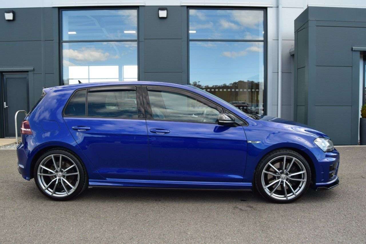 2017 VOLKSWAGEN GOLF 2017 VOLKSWAGEN GOLF