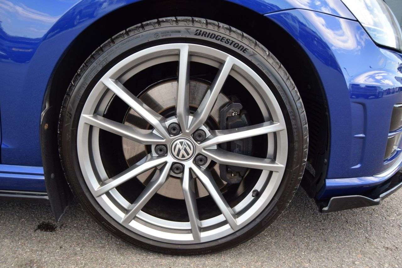 2017 VOLKSWAGEN GOLF 2017 VOLKSWAGEN GOLF