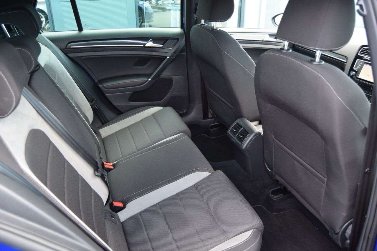 2017 VOLKSWAGEN GOLF 2017 VOLKSWAGEN GOLF