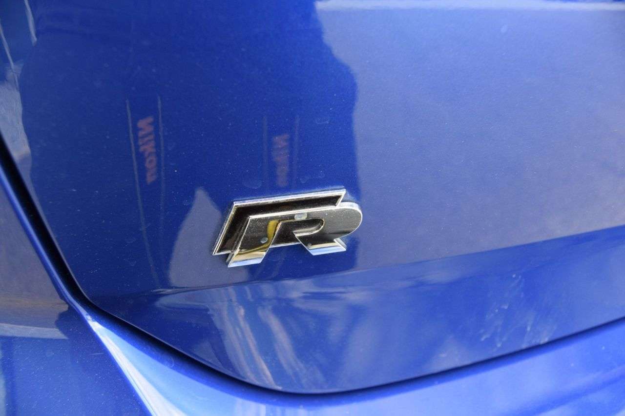 2017 VOLKSWAGEN GOLF 2017 VOLKSWAGEN GOLF