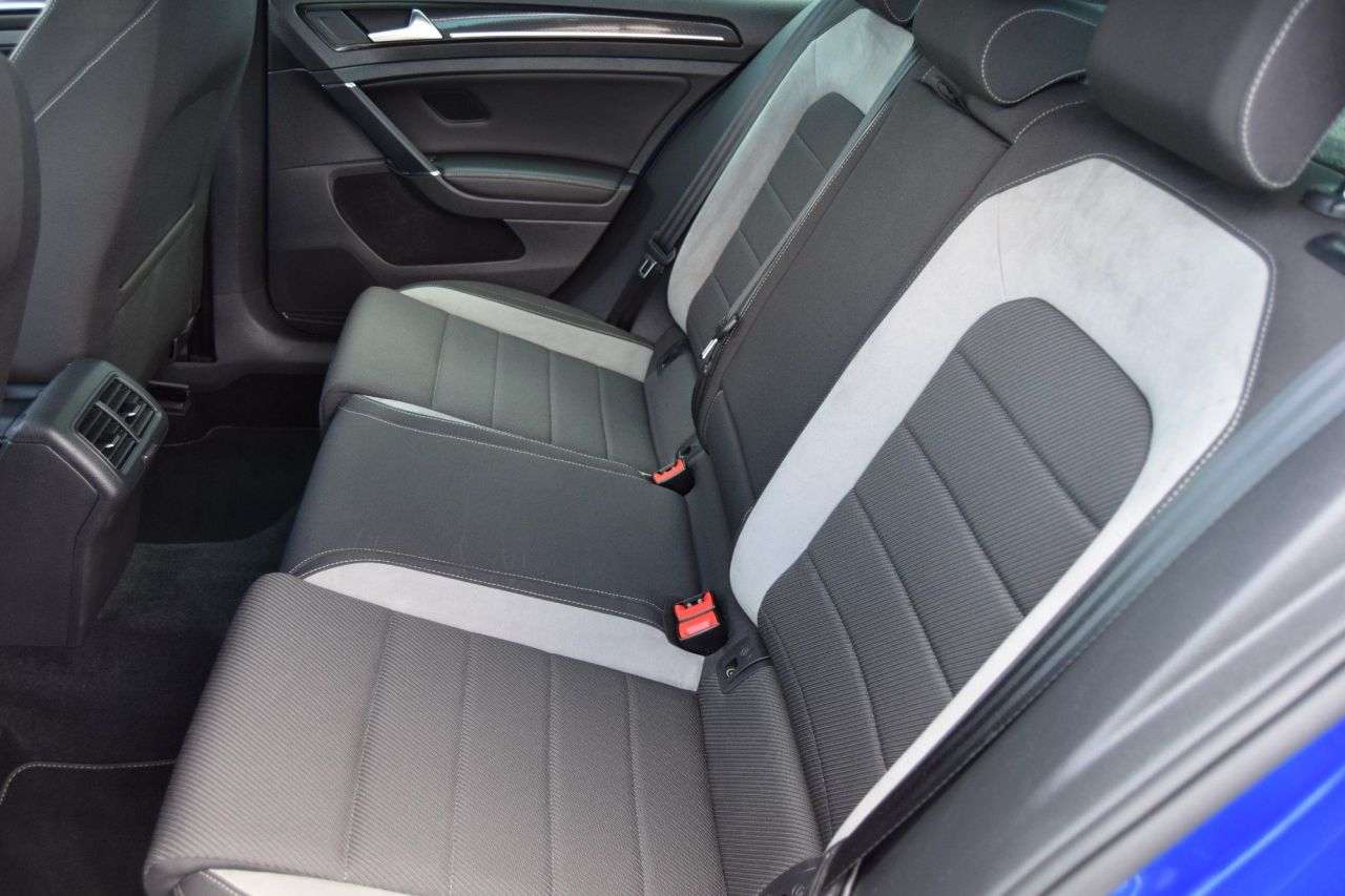 2017 VOLKSWAGEN GOLF 2017 VOLKSWAGEN GOLF