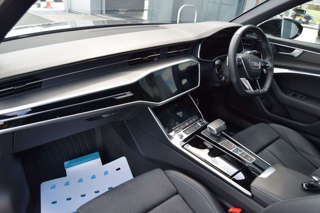 2021 AUDI A6 AVANT 2021 AUDI A6 AVANT