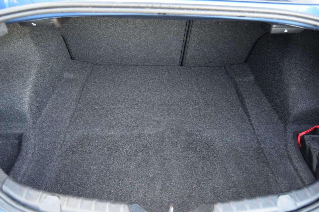 2021 BMW 2 SERIES 2021 BMW 2 SERIES