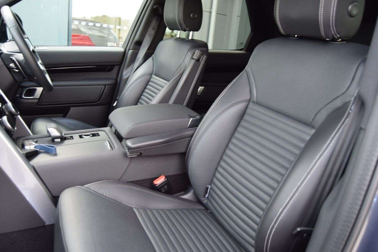 2024 LAND ROVER DISCOVERY 2024 LAND ROVER DISCOVERY