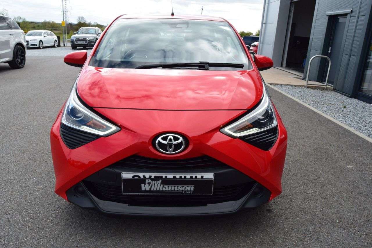 2021 TOYOTA AYGO 2021 TOYOTA AYGO