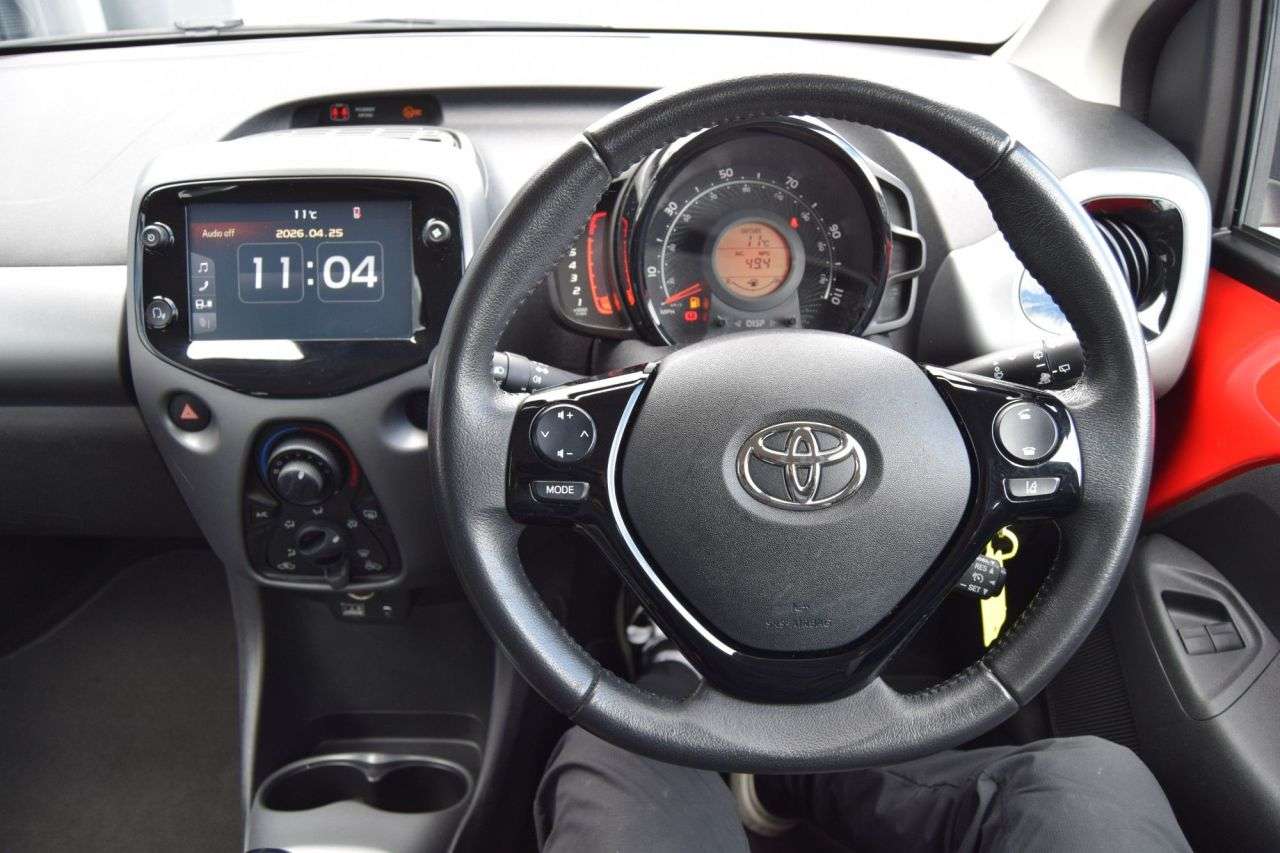 2021 TOYOTA AYGO 2021 TOYOTA AYGO