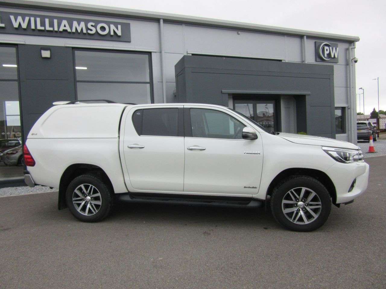 2019 TOYOTA HI-LUX 2019 TOYOTA HI-LUX