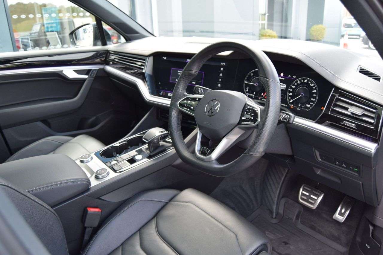 2023 VOLKSWAGEN TOUAREG 2023 VOLKSWAGEN TOUAREG