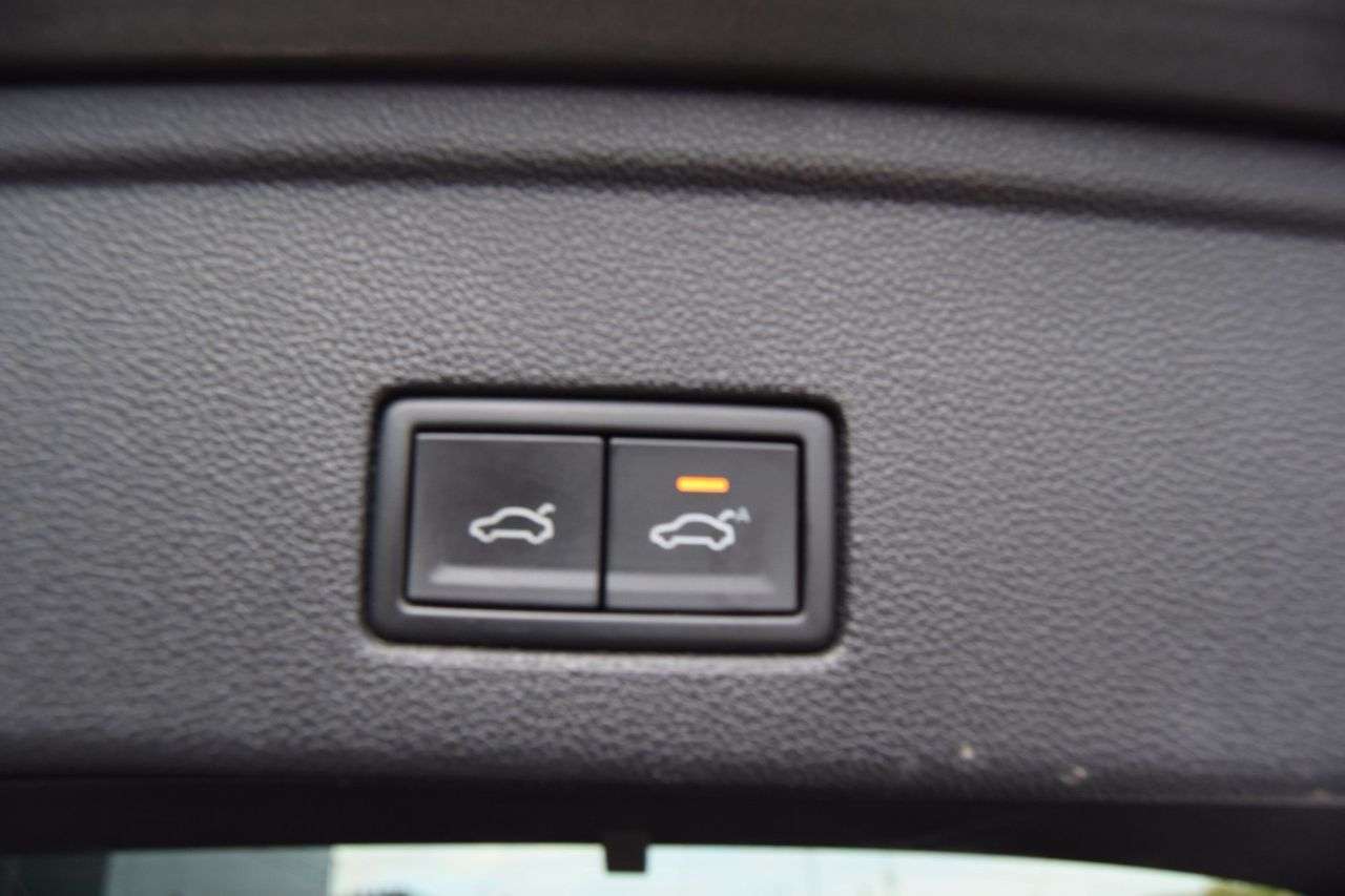 2023 VOLKSWAGEN TOUAREG 2023 VOLKSWAGEN TOUAREG