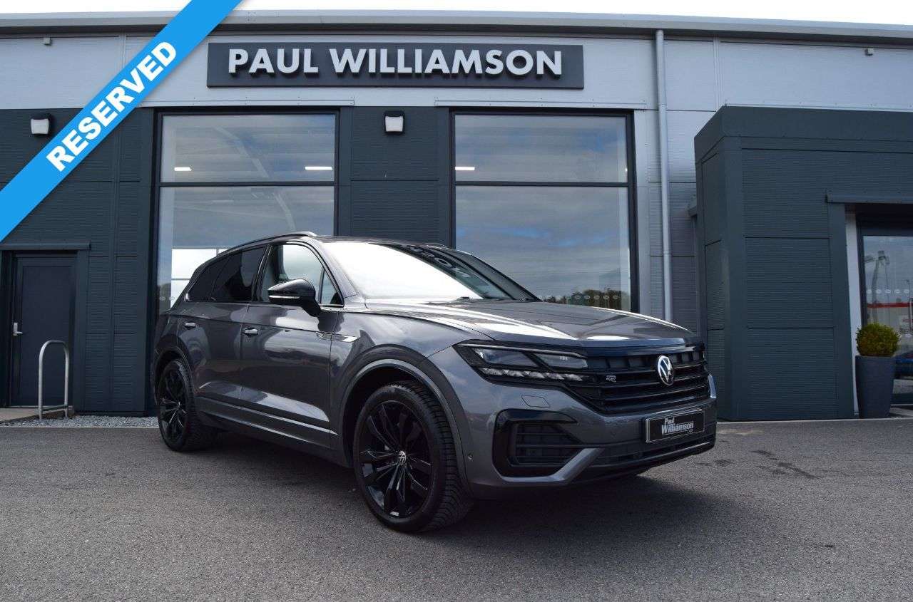 A 2023 VOLKSWAGEN TOUAREG 3.0 TDI V6 Black Edition SUV 5dr Diesel Tiptronic 4Motion Euro 6 (s/s) (286 A 2023 VOLKSWAGEN TOUAREG 3.0 TDI V6 Black Edition SUV 5dr Diesel Tiptronic 4Motion Euro 6 (s/s) (286