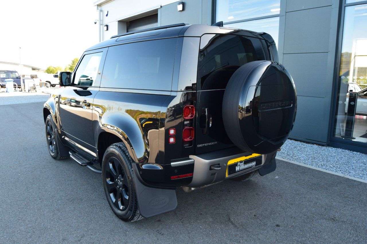 2023 LAND ROVER DEFENDER 2023 LAND ROVER DEFENDER