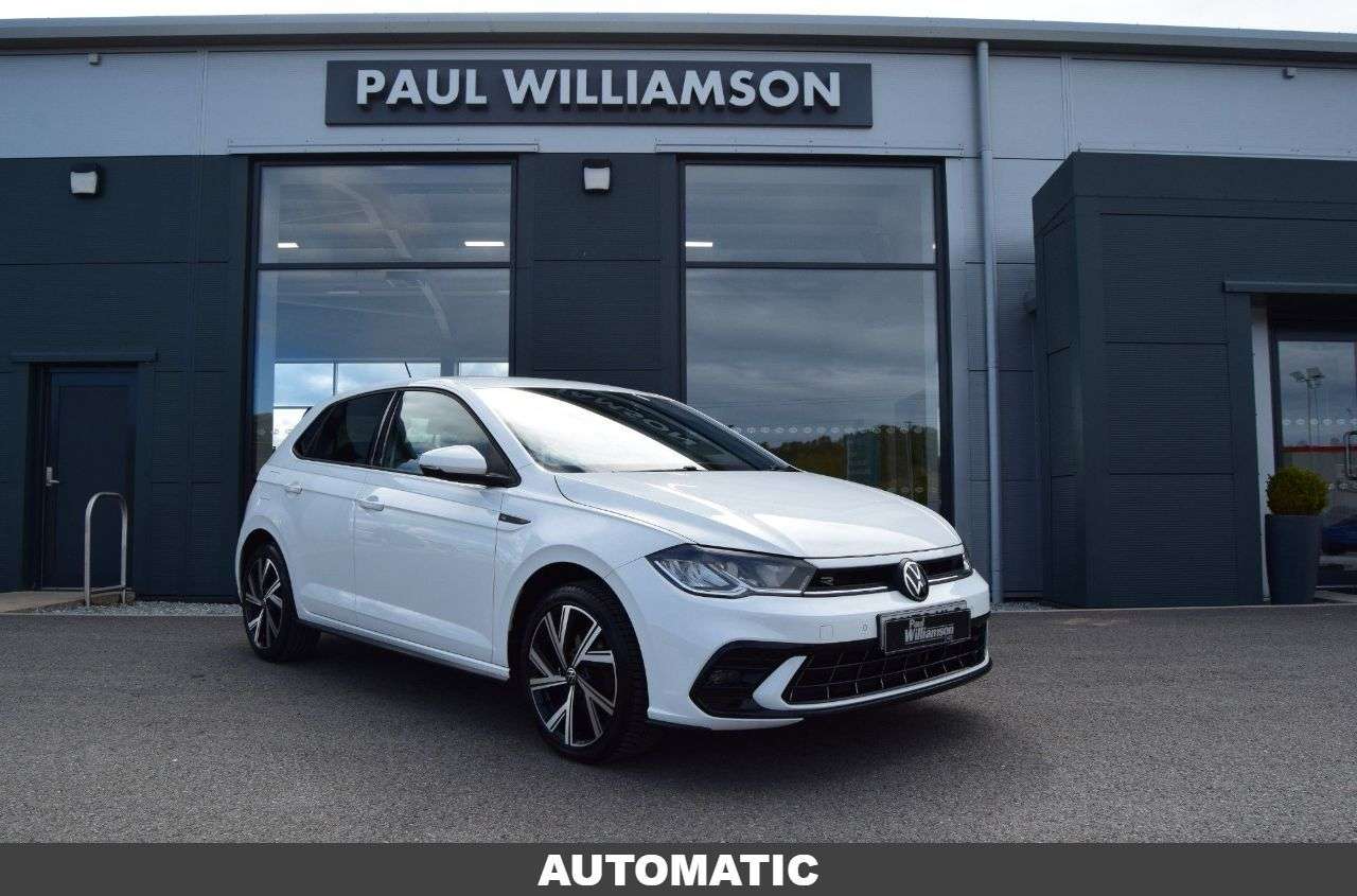 A 2022 VOLKSWAGEN POLO 1.0 TSI R-Line Hatchback 5dr Petrol DSG Euro 6 (s/s) (110 ps) A 2022 VOLKSWAGEN POLO 1.0 TSI R-Line Hatchback 5dr Petrol DSG Euro 6 (s/s) (110 ps)