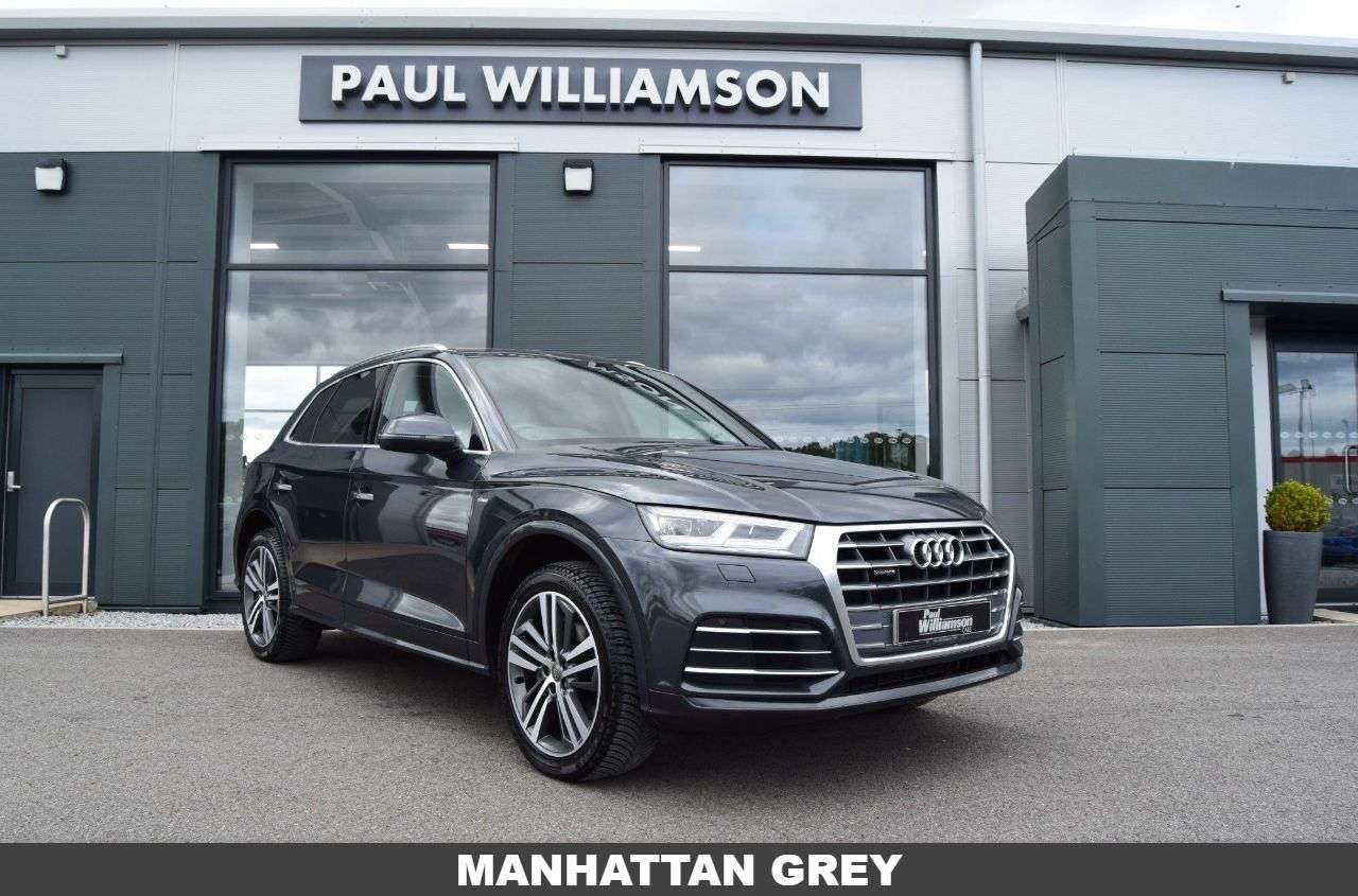 A 2019 AUDI Q5 2.0 TDI 40 S line SUV 5dr Diesel S Tronic quattro Euro 6 (s/s) (190 ps) A 2019 AUDI Q5 2.0 TDI 40 S line SUV 5dr Diesel S Tronic quattro Euro 6 (s/s) (190 ps)