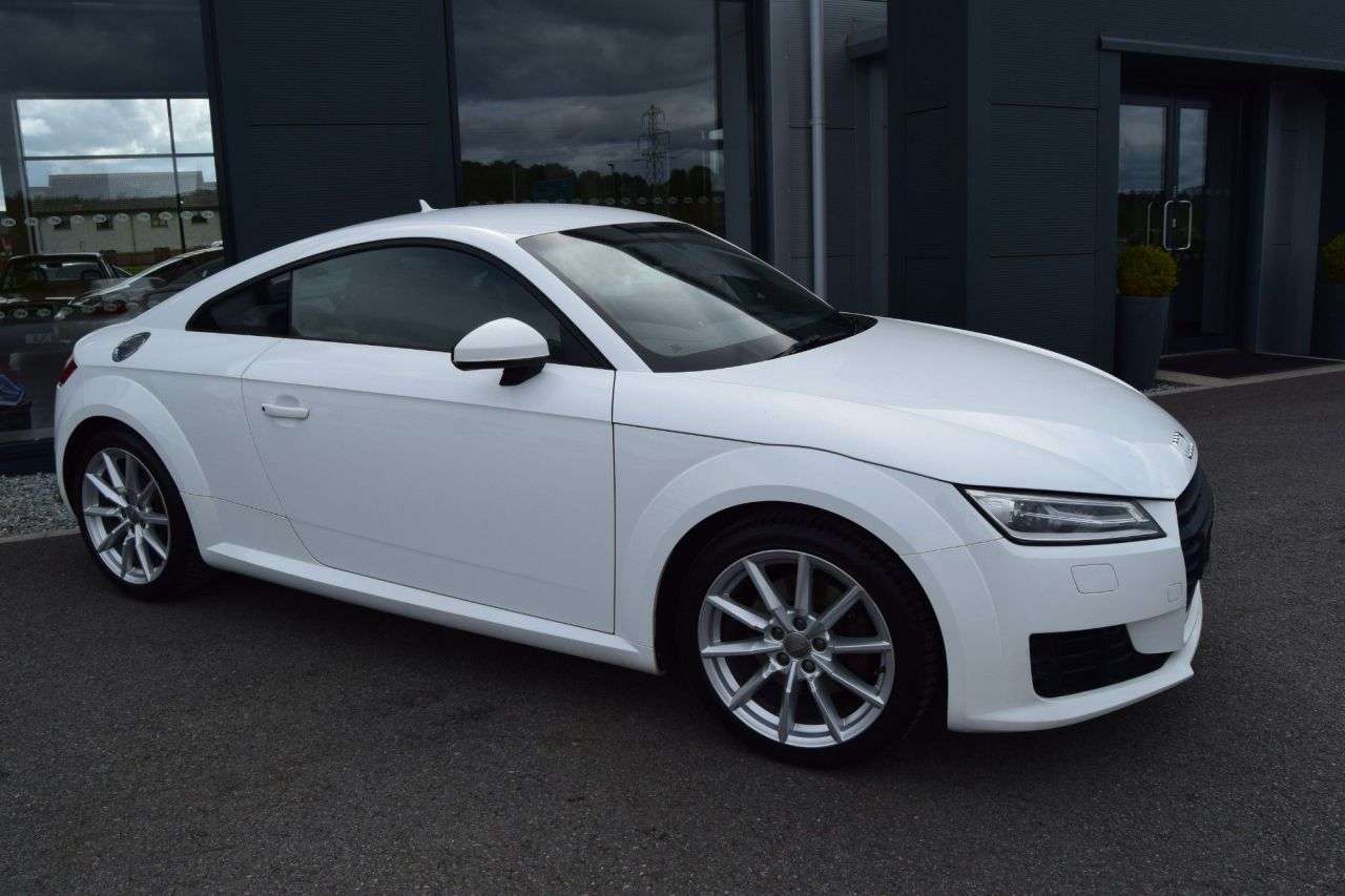 A 2016 AUDI TT 2.0 TDI ultra Sport Coupe 3dr Diesel Manual Euro 6 (s/s) (184 ps) A 2016 AUDI TT 2.0 TDI ultra Sport Coupe 3dr Diesel Manual Euro 6 (s/s) (184 ps)
