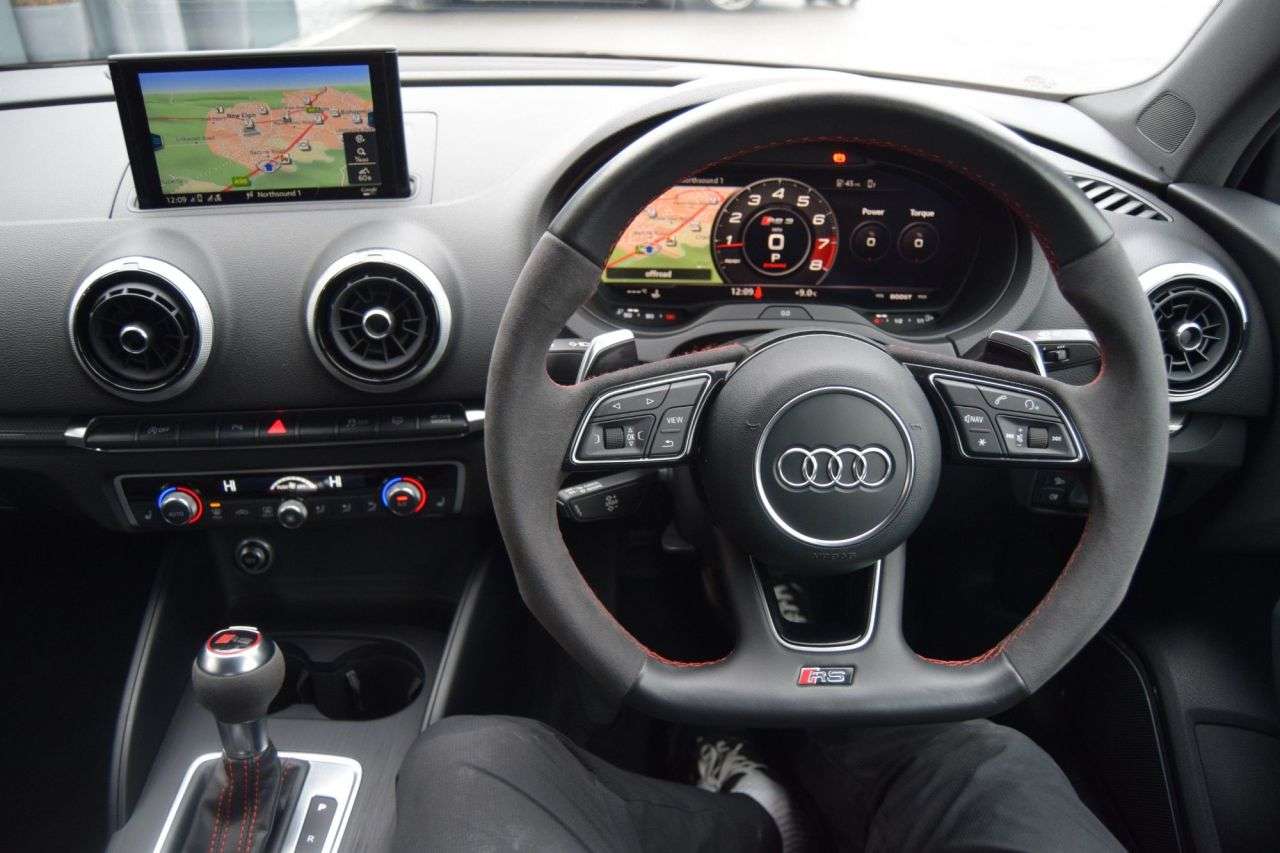 2018 AUDI RS3 2018 AUDI RS3