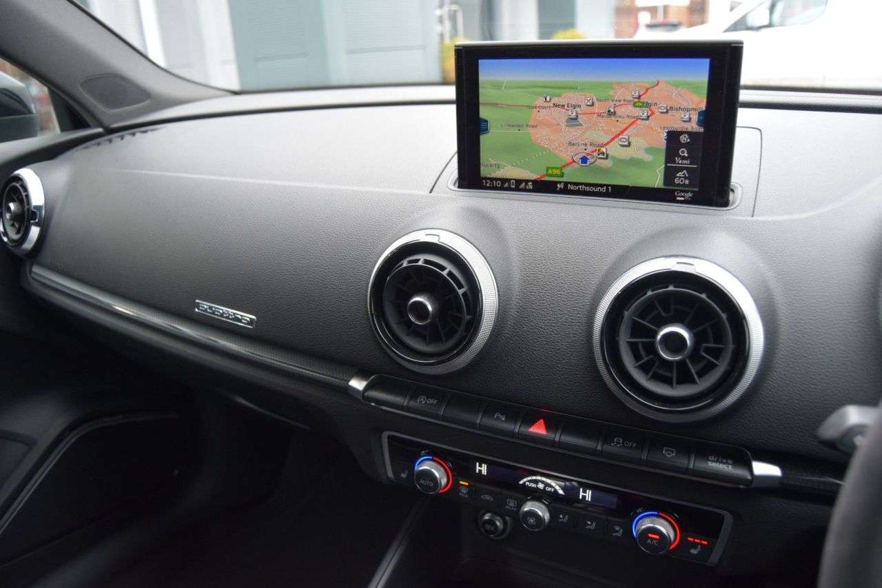 2018 AUDI RS3 2018 AUDI RS3