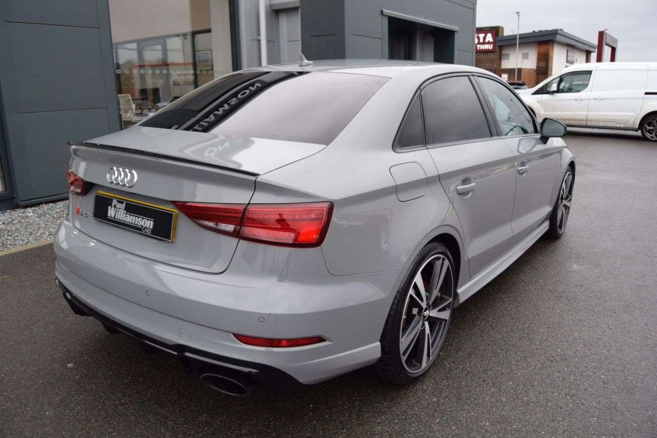 2018 AUDI RS3 2018 AUDI RS3
