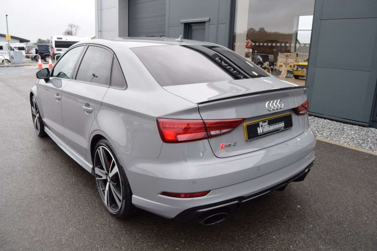 2018 AUDI RS3 2018 AUDI RS3