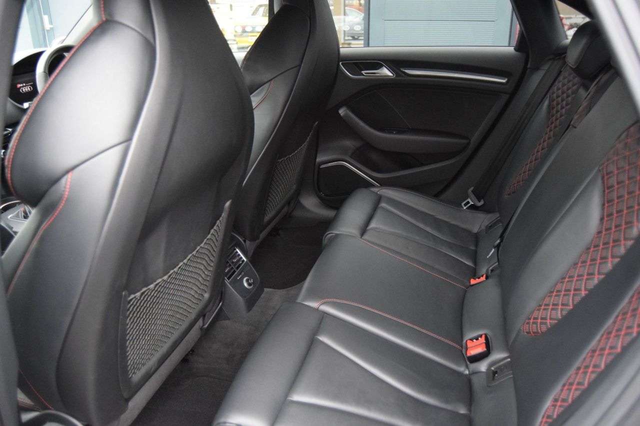 2018 AUDI RS3 2018 AUDI RS3