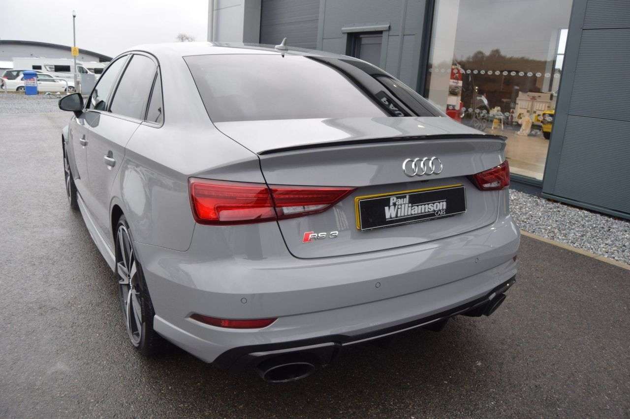 2018 AUDI RS3 2018 AUDI RS3