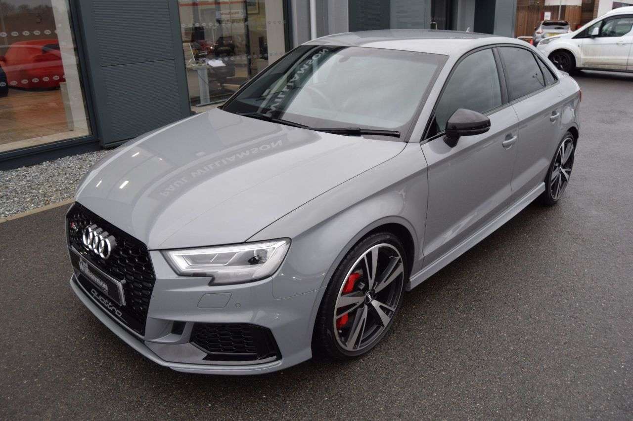 2018 AUDI RS3 2018 AUDI RS3