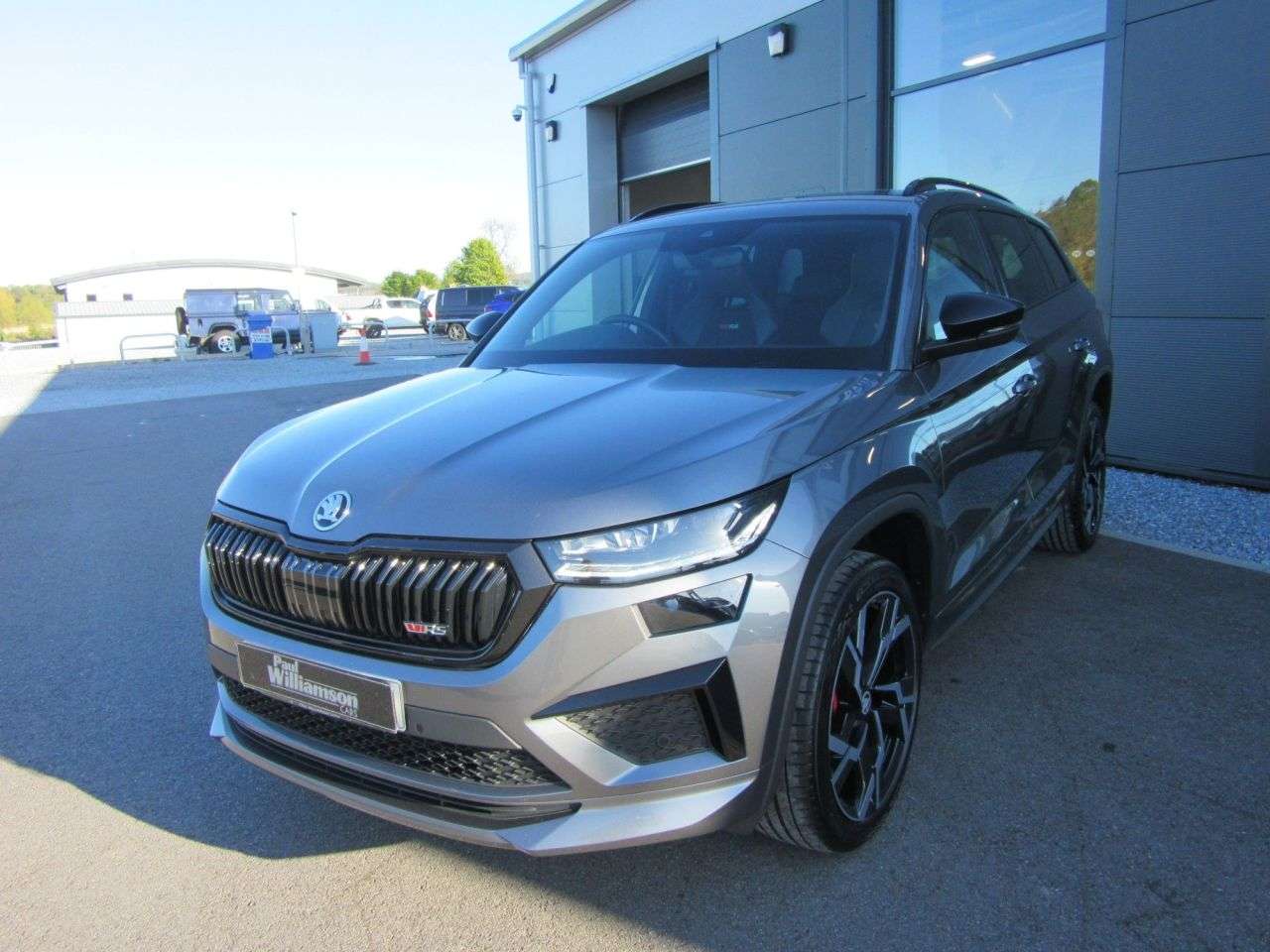 A 2023 SKODA KODIAQ 2.0 TSI vRS SUV 5dr Petrol DSG 4WD Euro 6 (s/s) (7 Seat) (245 ps) A 2023 SKODA KODIAQ 2.0 TSI vRS SUV 5dr Petrol DSG 4WD Euro 6 (s/s) (7 Seat) (245 ps)