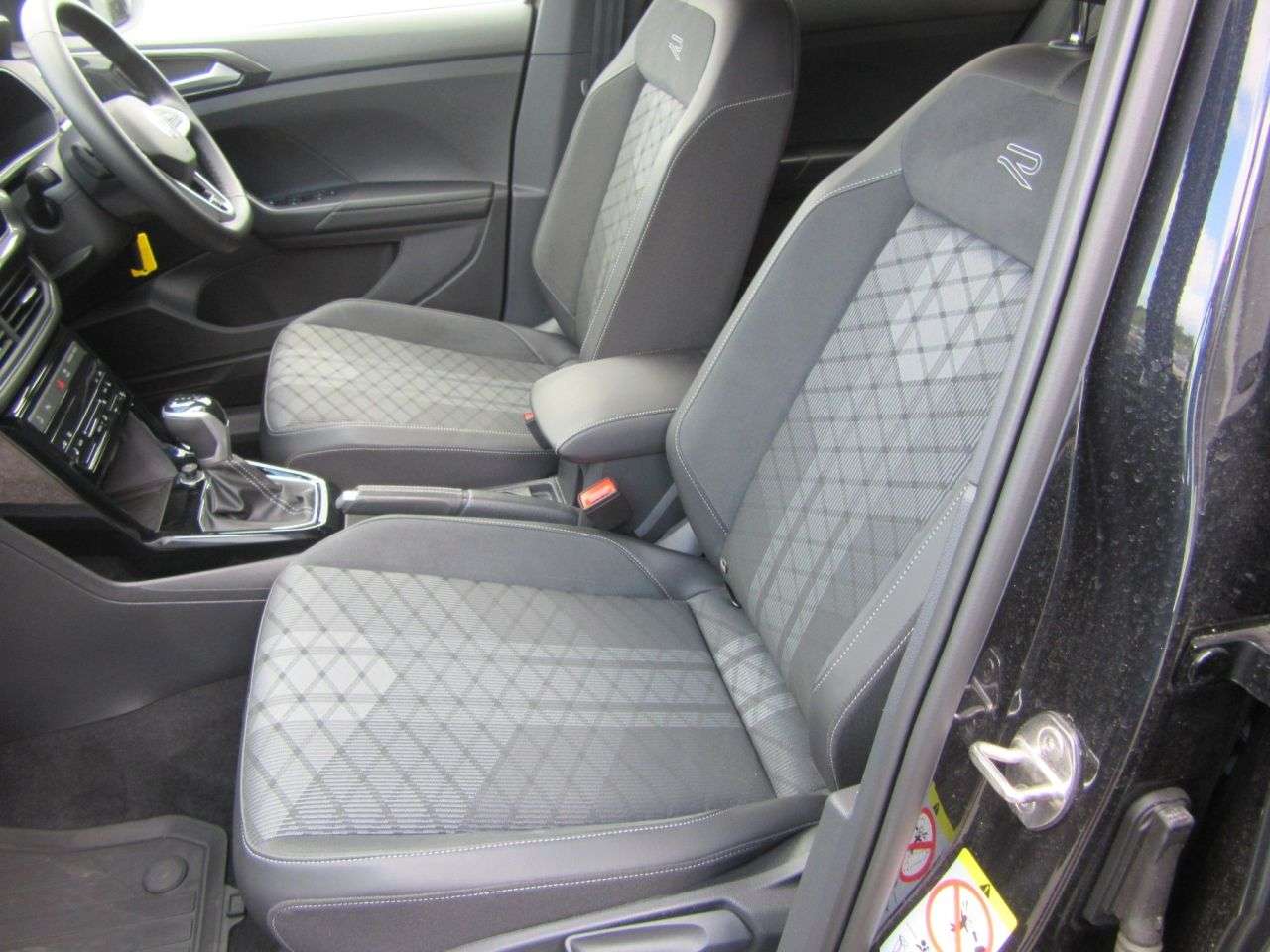 2024 VOLKSWAGEN T-CROSS 2024 VOLKSWAGEN T-CROSS