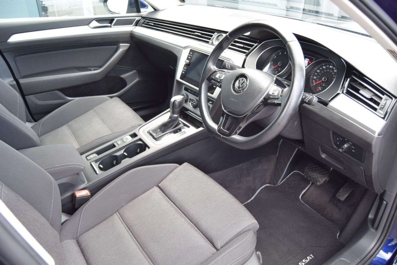 2019 VOLKSWAGEN PASSAT 2019 VOLKSWAGEN PASSAT