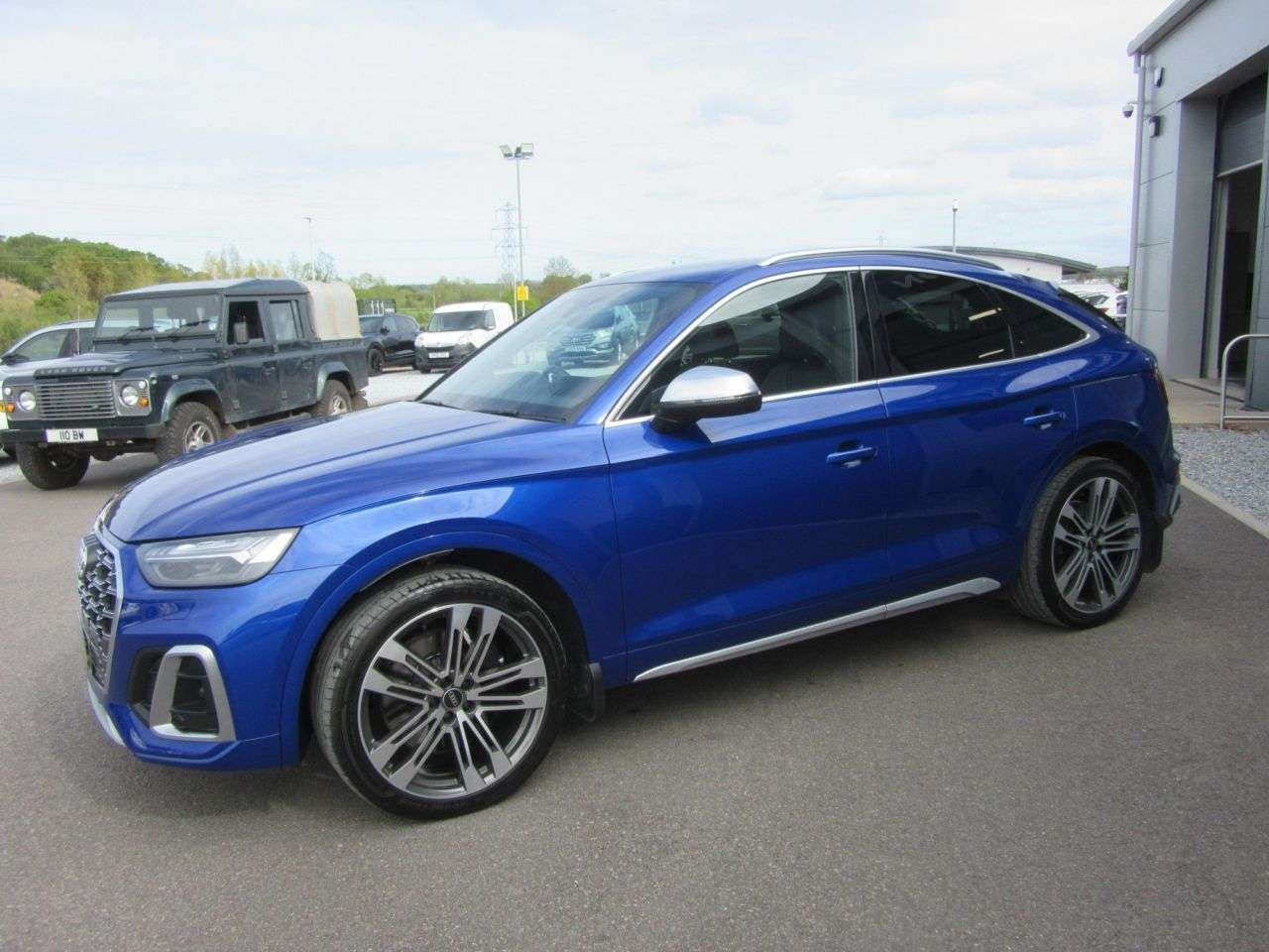 A 2021 AUDI SQ5 3.0 TDI V6 Sportback 5dr Diesel Tiptronic quattro Euro 6 (s/s) (341 ps) A 2021 AUDI SQ5 3.0 TDI V6 Sportback 5dr Diesel Tiptronic quattro Euro 6 (s/s) (341 ps)