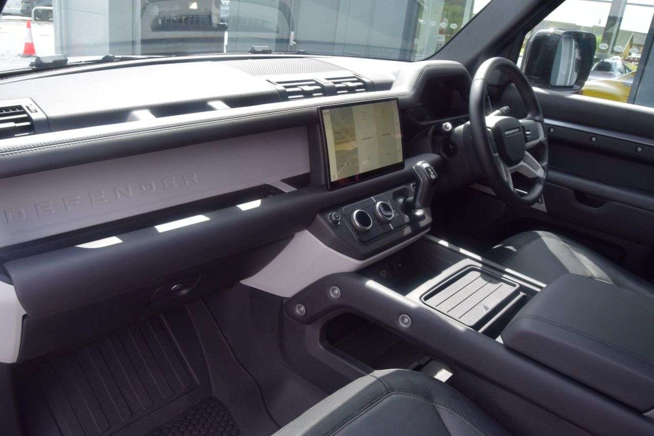2023 LAND ROVER DEFENDER 2023 LAND ROVER DEFENDER