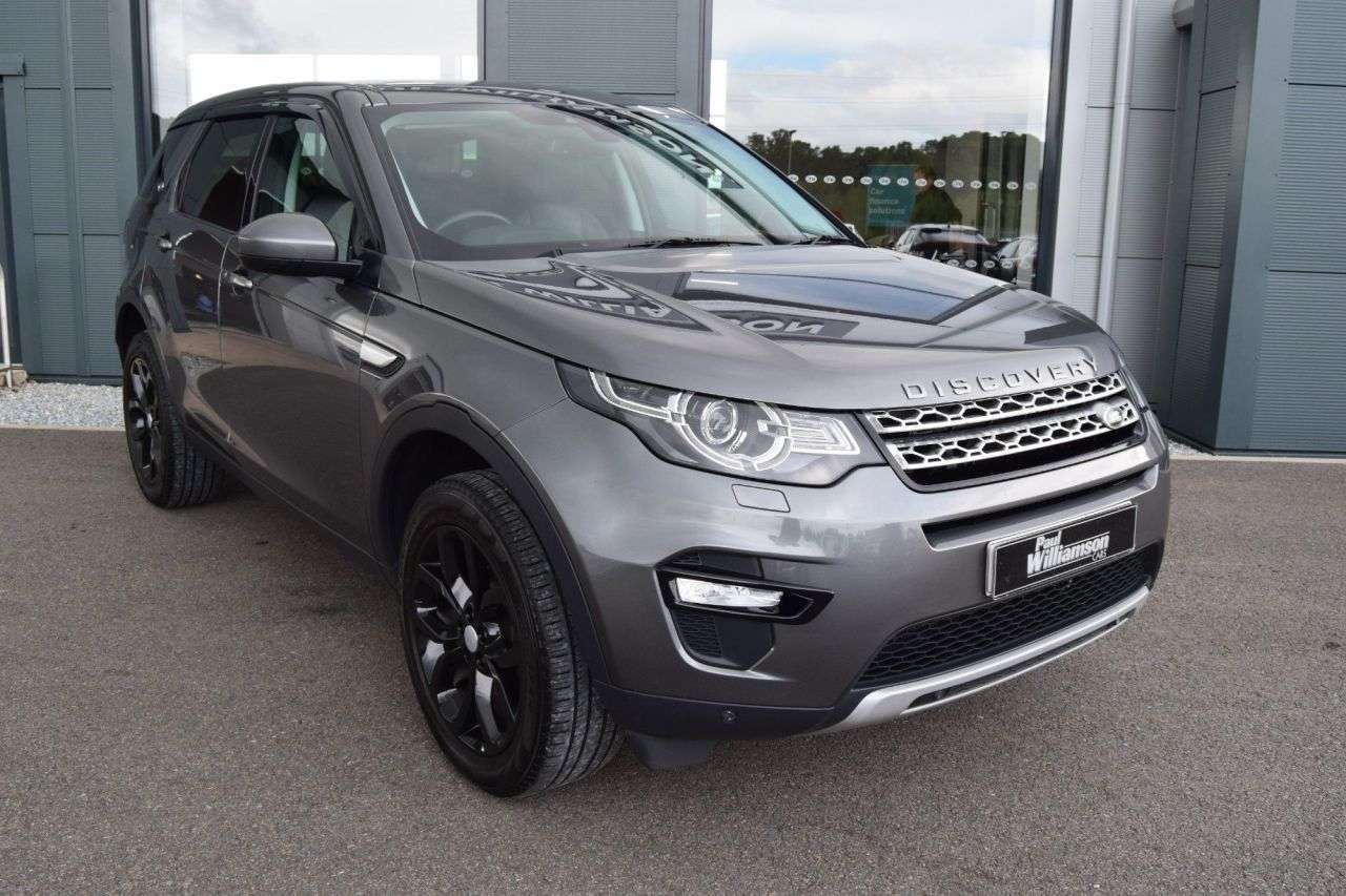 A 2018 LAND ROVER DISCOVERY SPORT 2.0 TD4 HSE SUV 5dr Diesel Auto 4WD Euro 6 (s/s) (180 ps) A 2018 LAND ROVER DISCOVERY SPORT 2.0 TD4 HSE SUV 5dr Diesel Auto 4WD Euro 6 (s/s) (180 ps)