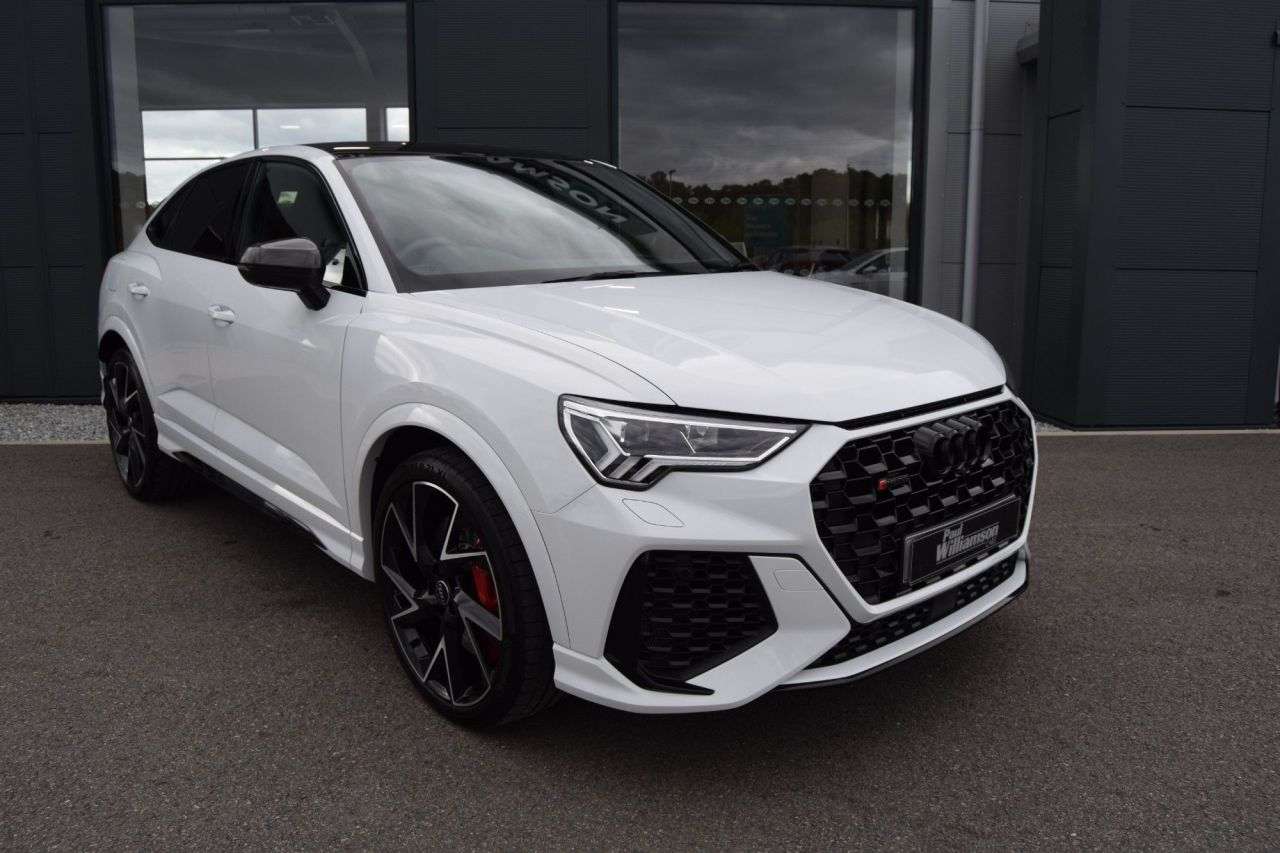 A 2022 AUDI RS Q3 2.5 TFSI Vorsprung Sportback 5dr Petrol S Tronic quattro Euro 6 (s/s) (400 A 2022 AUDI RS Q3 2.5 TFSI Vorsprung Sportback 5dr Petrol S Tronic quattro Euro 6 (s/s) (400