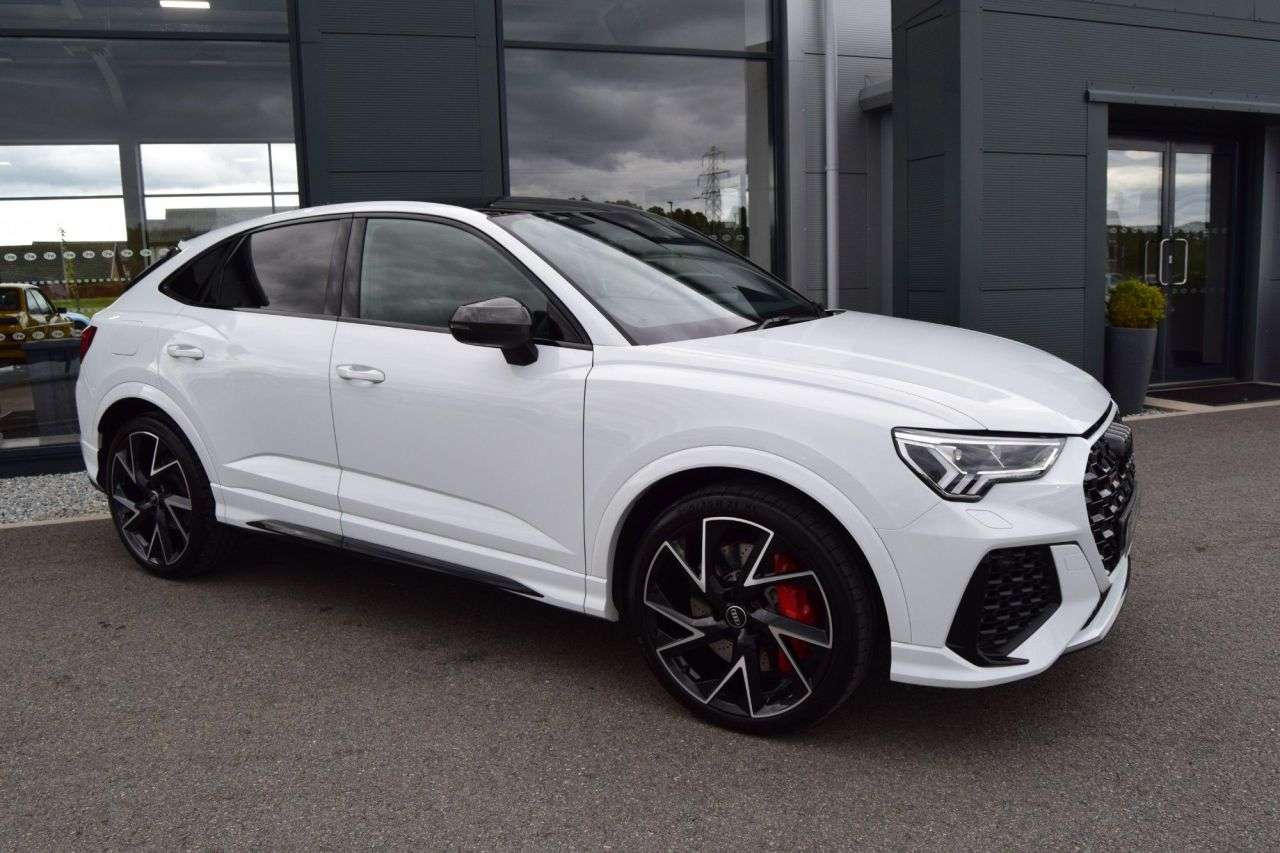 A 2022 AUDI RS Q3 2.5 TFSI Vorsprung Sportback 5dr Petrol S Tronic quattro Euro 6 (s/s) (400 A 2022 AUDI RS Q3 2.5 TFSI Vorsprung Sportback 5dr Petrol S Tronic quattro Euro 6 (s/s) (400