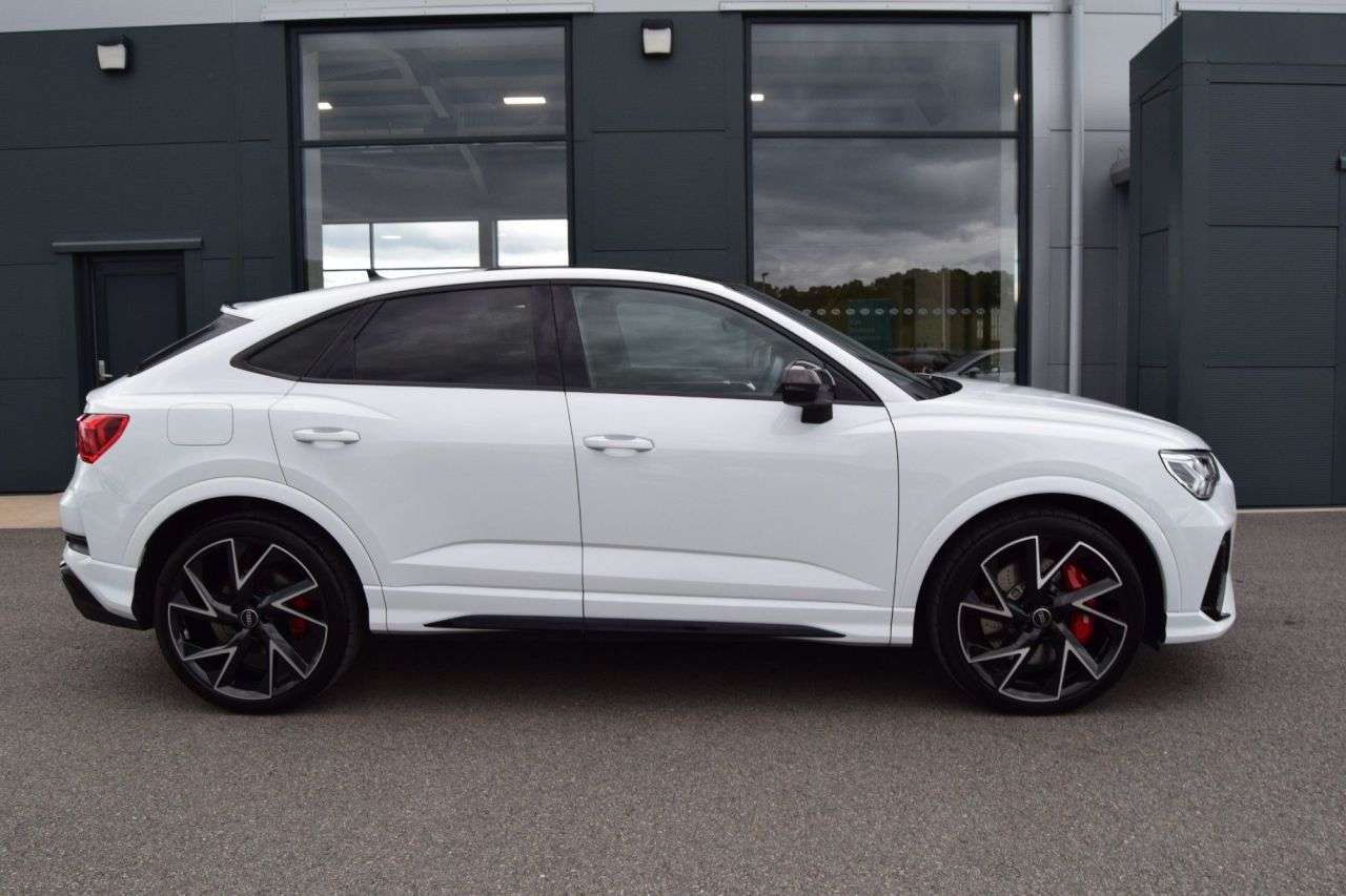 2022 AUDI RS Q3 2022 AUDI RS Q3