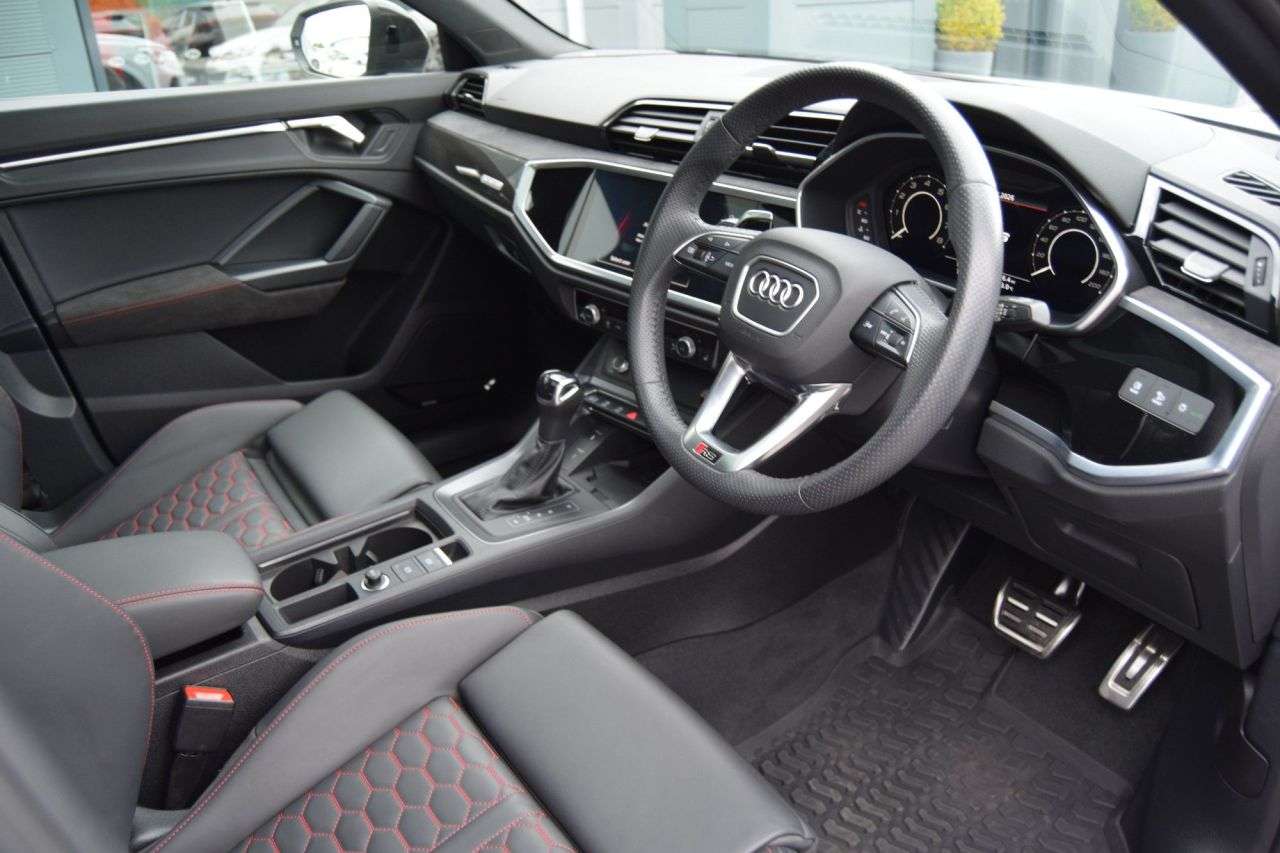2022 AUDI RS Q3 2022 AUDI RS Q3