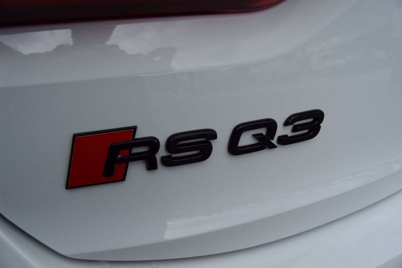 2022 AUDI RS Q3 2022 AUDI RS Q3