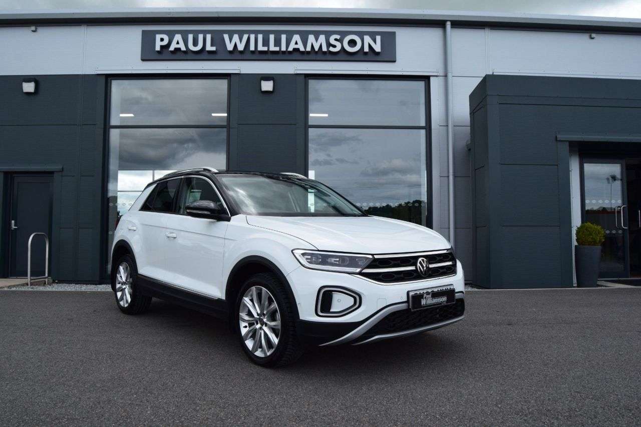 A 2023 VOLKSWAGEN T-ROC 1.5 TSI Style SUV 5dr Petrol DSG Euro 6 (s/s) (150 ps) A 2023 VOLKSWAGEN T-ROC 1.5 TSI Style SUV 5dr Petrol DSG Euro 6 (s/s) (150 ps)