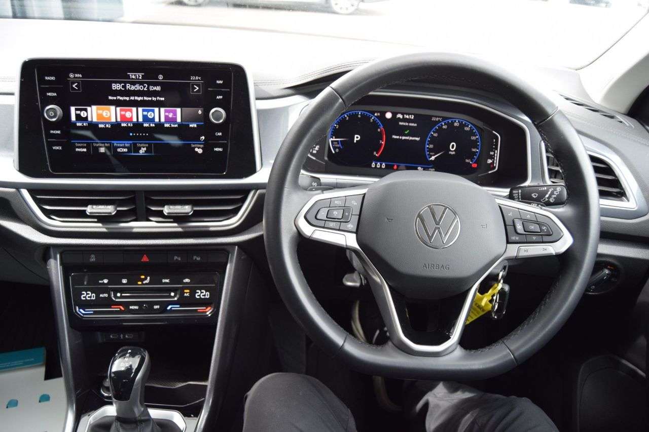 2023 VOLKSWAGEN T-ROC 2023 VOLKSWAGEN T-ROC