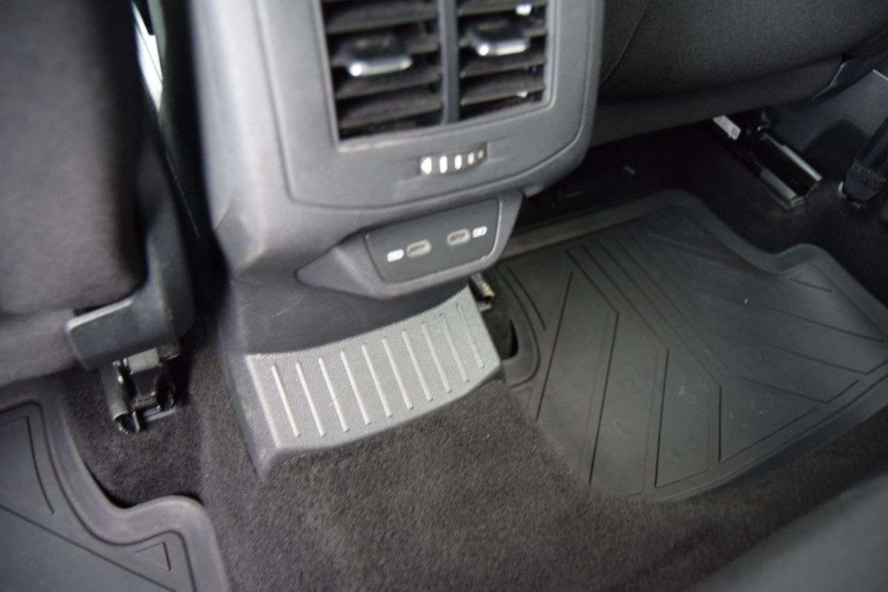 2023 VOLKSWAGEN T-ROC 2023 VOLKSWAGEN T-ROC