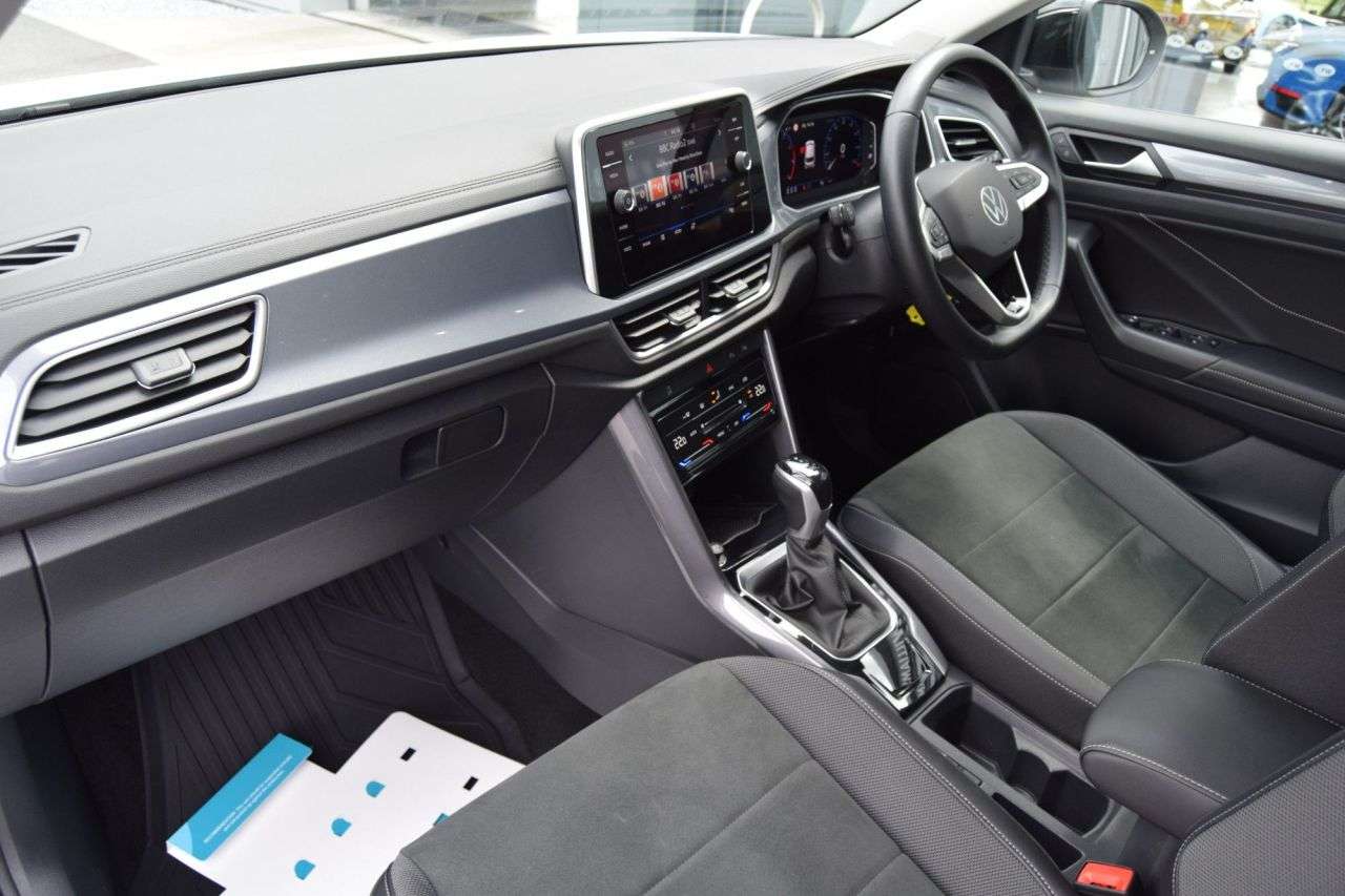 2023 VOLKSWAGEN T-ROC 2023 VOLKSWAGEN T-ROC